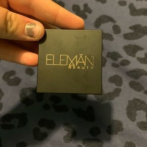 Eleman Beauty pallet